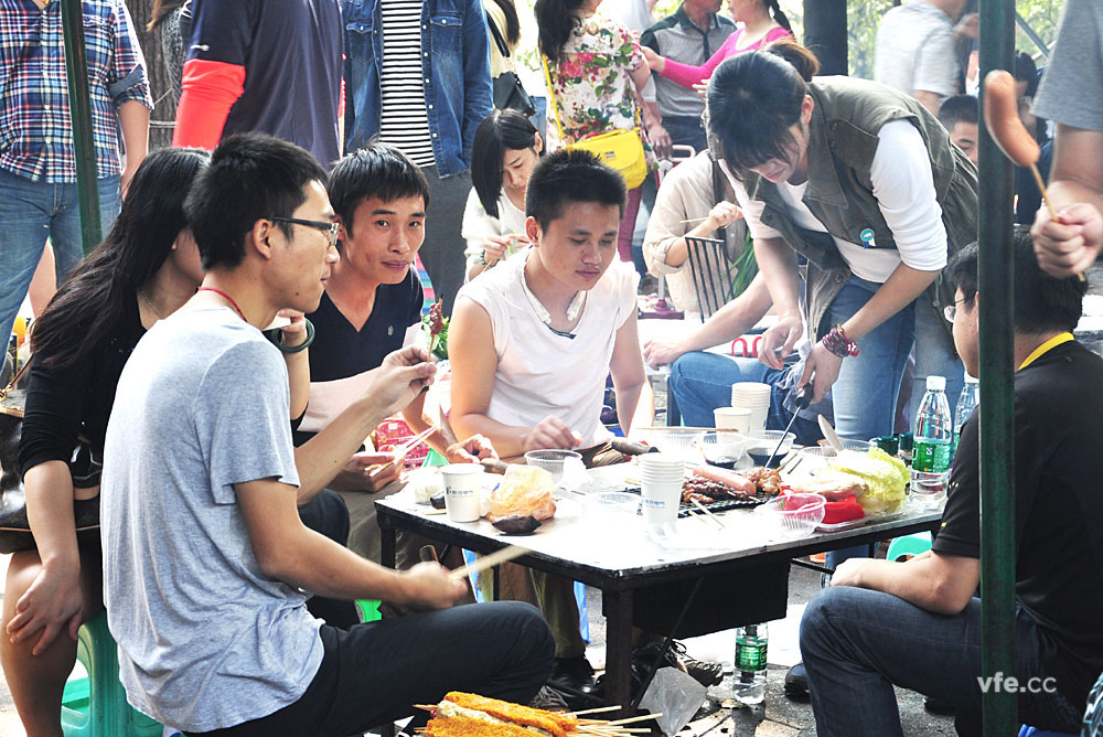 銀河燒烤活動(dòng)