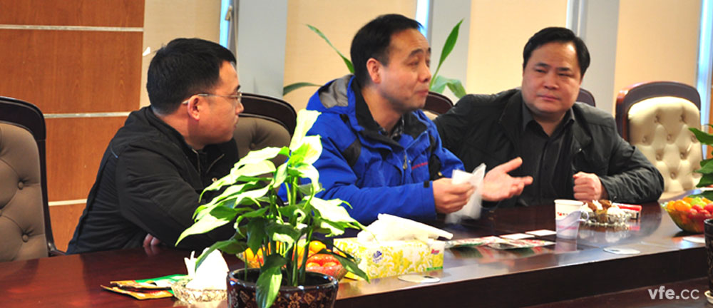 全國電磁計量技術(shù)委員會(huì )邵海明秘書(shū)長(cháng)在湖南省計量檢測研究院李慶先副院長(cháng)的陪同下，蒞臨銀河電氣指導工作