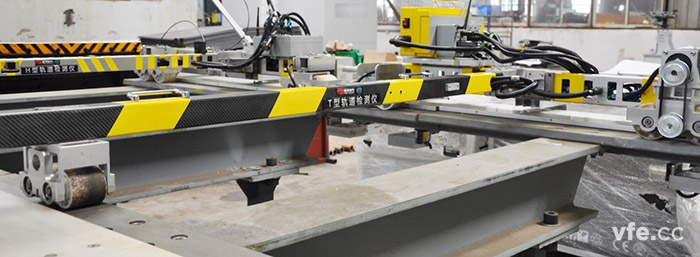 T型軌檢儀實(shí)物圖 T型軌檢儀實(shí)物圖