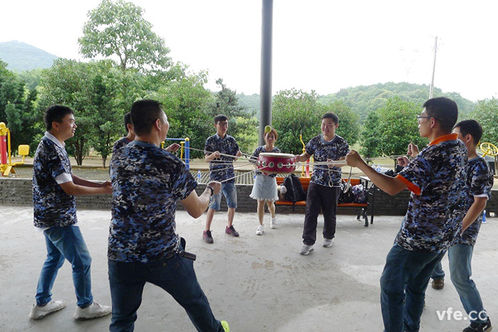 新員工拓展訓練游戲中 新員工拓展訓練游戲中