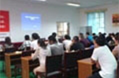 公司對人力資源管理進(jìn)行了一周的全員輔導與培訓