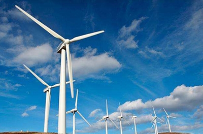 中國電建十四局投資云南首個(gè)“風(fēng)光互補”項目獲核準